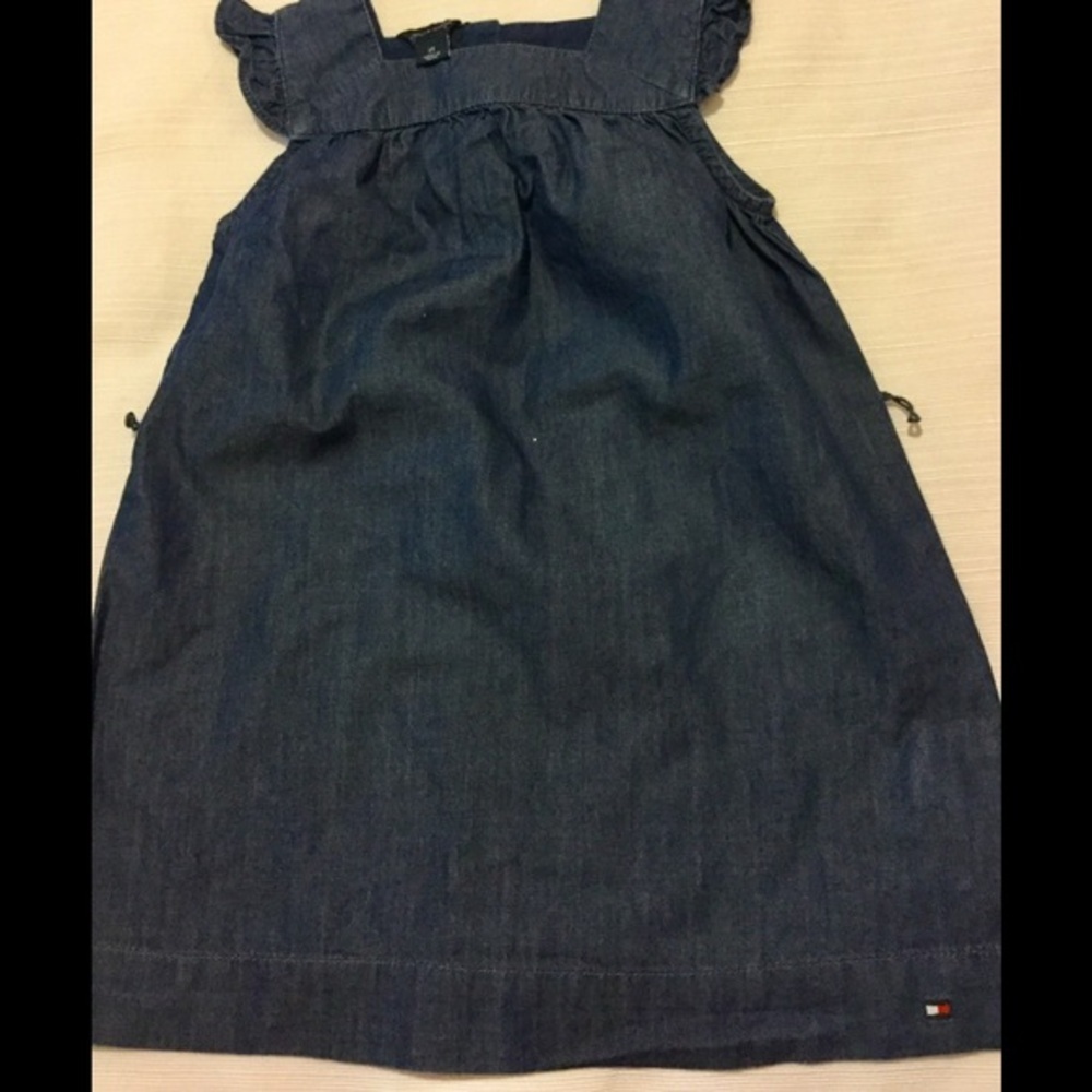 🛥Tommy Hilfiger blue lovely dress size 3t EUC🛥